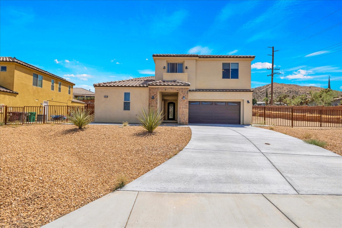 56923 Ivanhoe Drive