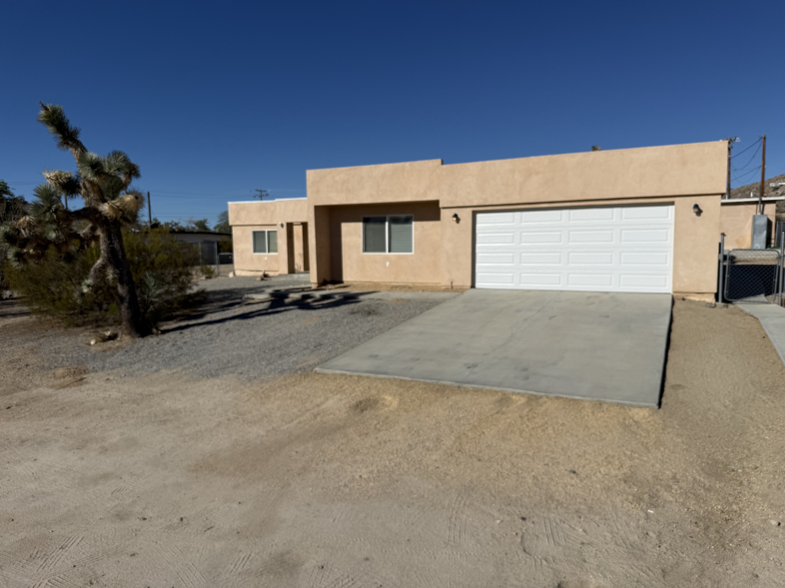6972 Apache Trail